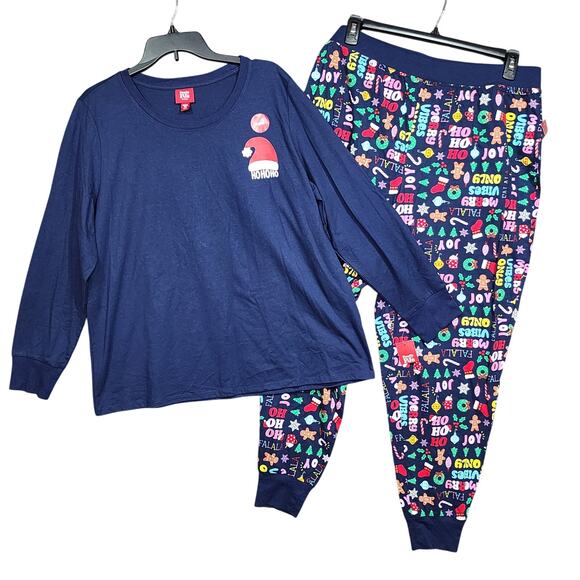 Macy's Family Pajama Set Santa Christmas Holiday Pajamas Set Santa Toss XXL/2X - Picture 1 of 10